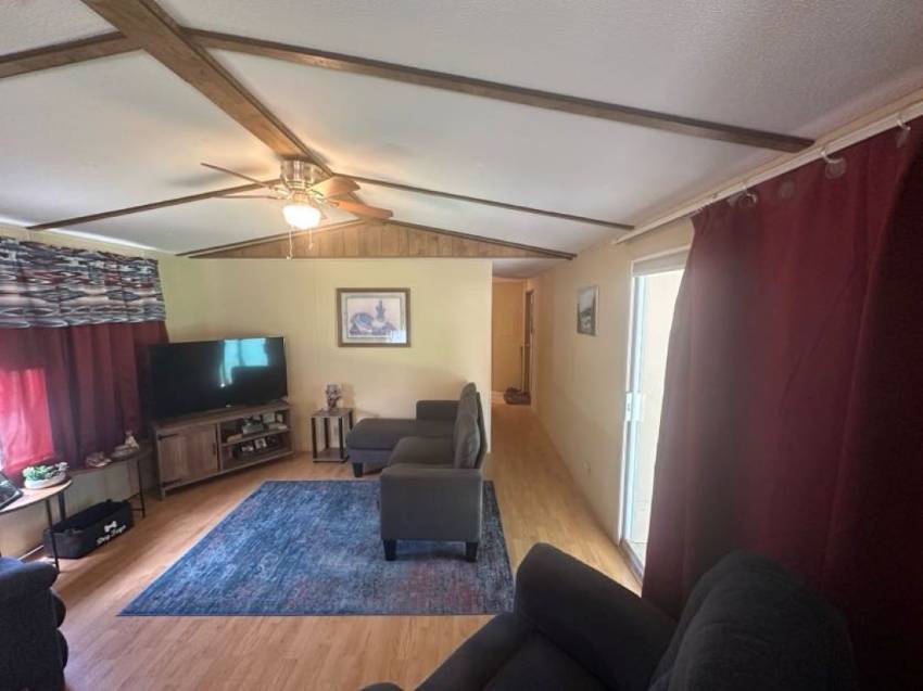 543 Lake Henry Drive a Winter Haven, FL Mobile or Manufactured Home for Sale